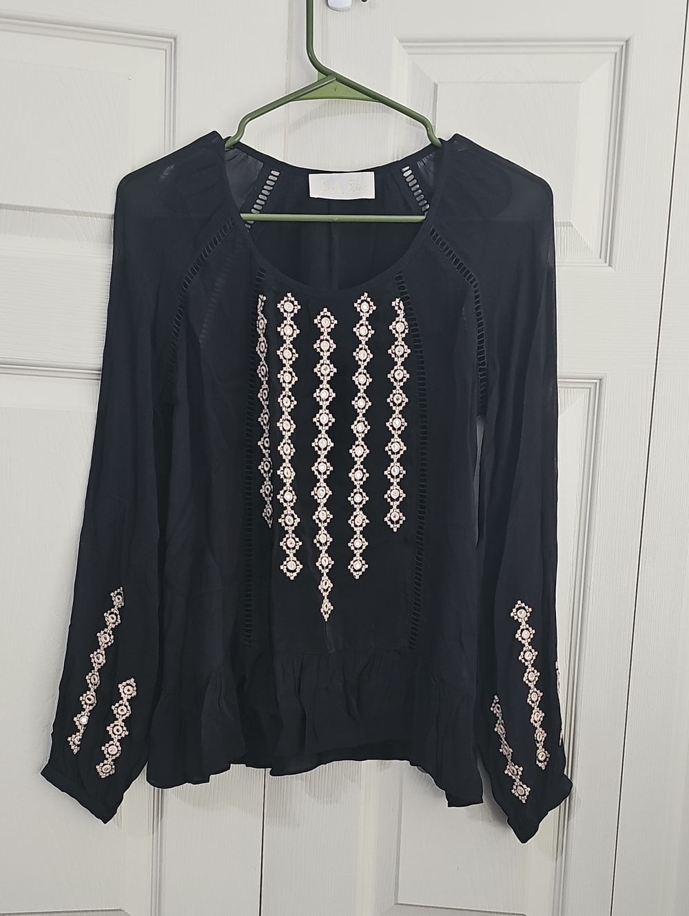 Love Sam women's Black Embroidered Boho Long Sleeve Blouse. cont H